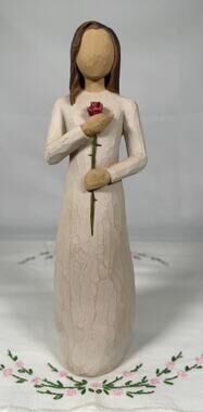 Willow Tree Love Figurine Susan Lordi DEMDACO 2003 Girl Holding Rose 9" Vintage